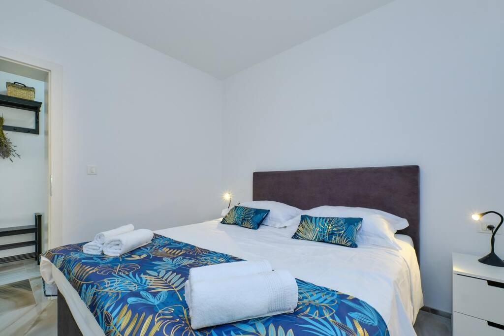 Apartments Olea 木洛希尼 外观 照片