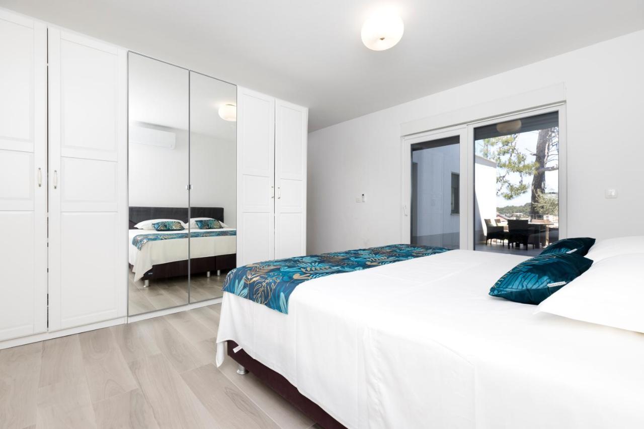 Apartments Olea 木洛希尼 外观 照片