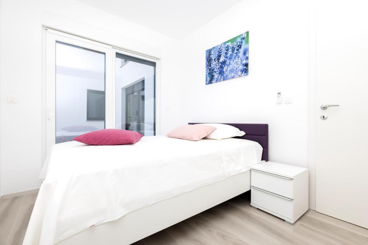 Apartments Olea 木洛希尼 外观 照片